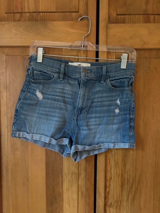 Hollister Pants - Y2K Hollister Women's Blue Denim Rolled-Hem Shorts